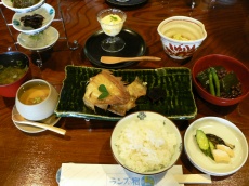 朝食