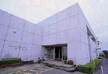 �H����������