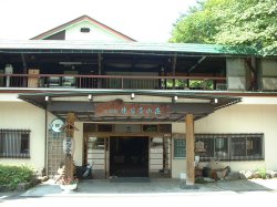 �������R�������