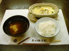 ���q�����E��`