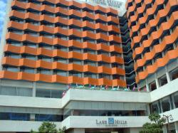 LAKE�@HILLS�@HOTEL