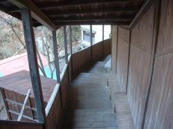 ���̘I�V���C�ւƑ��������}�ȊK�i